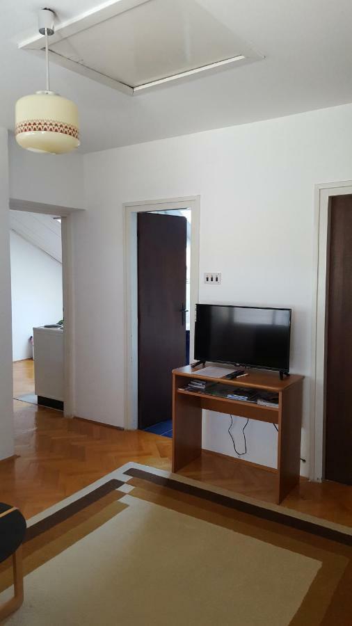 Apartment Central Книн Екстер'єр фото